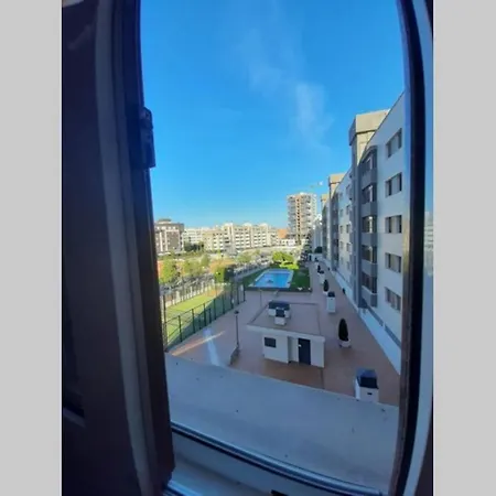 Piso Centrico Con Piscina,parking Y Jacuzzi Córdova