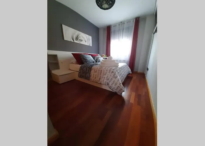 Piso Centrico Con Piscina,parking Y Jacuzzi